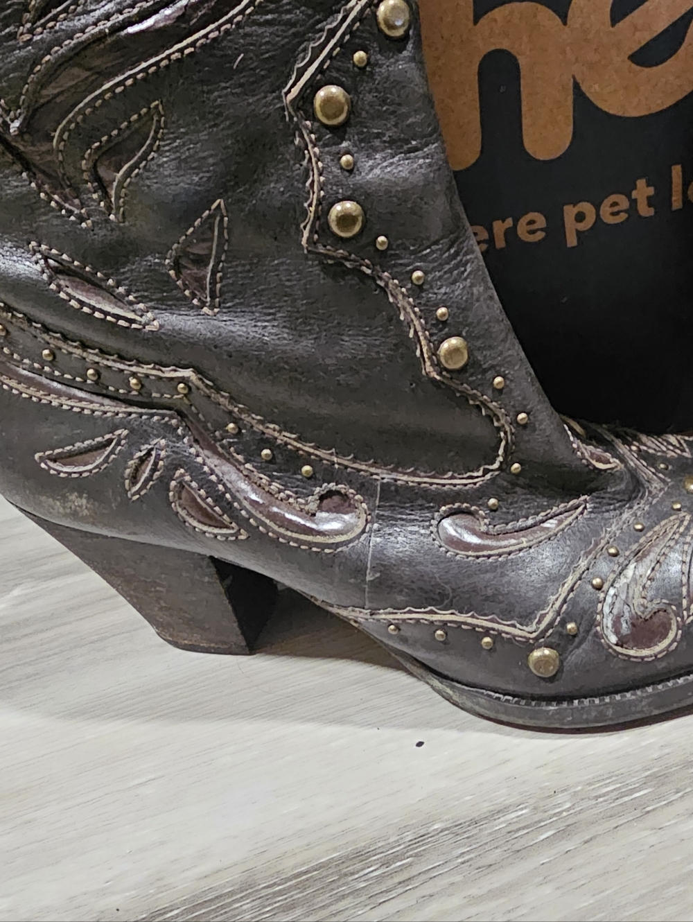 Gianni Bini Brown Western Cowgirl Style Boots - Picture 4 of 7